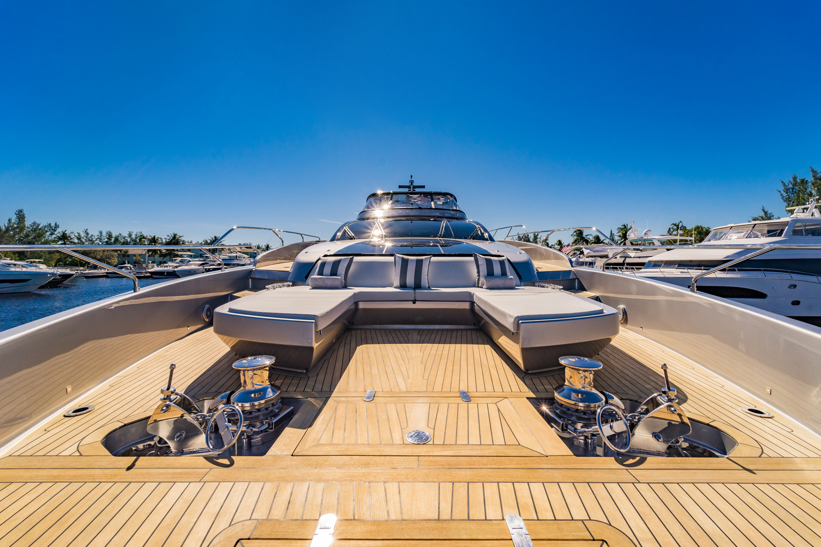 New RIVA 88′ Domino Super Coupé Yacht — Yacht Charter & Superyacht News